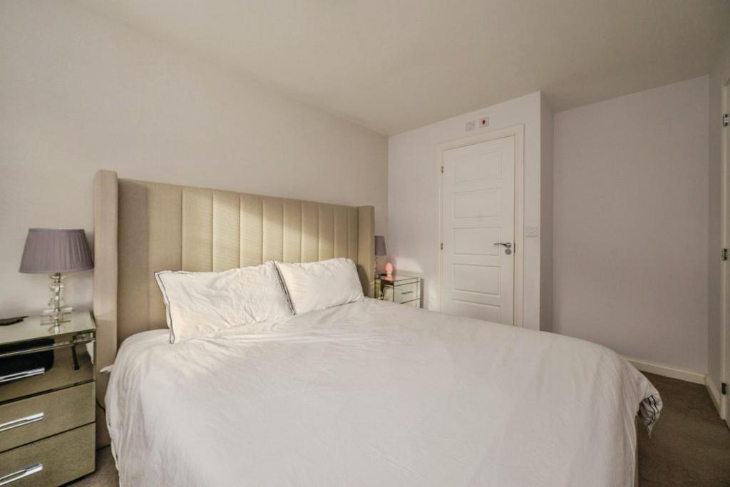 5buckmasterway-11.jpg
