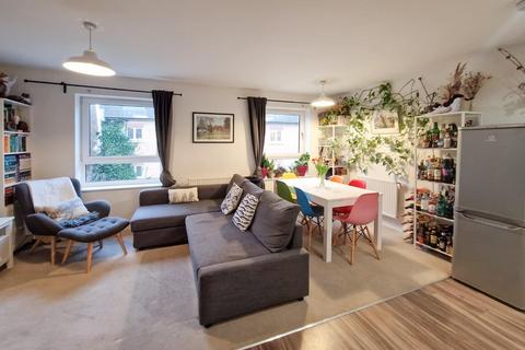 undefined, Balham New Road, London SW12