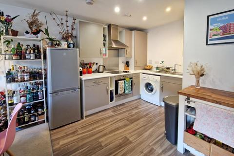 undefined, Balham New Road, London SW12