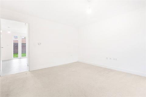 3 bedroom detached house to rent, Birch Close, Didcot, Oxfordshire, OX11