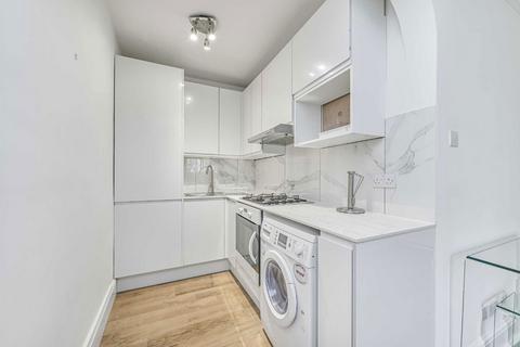 1 bedroom flat to rent, Park Hill, London SW4