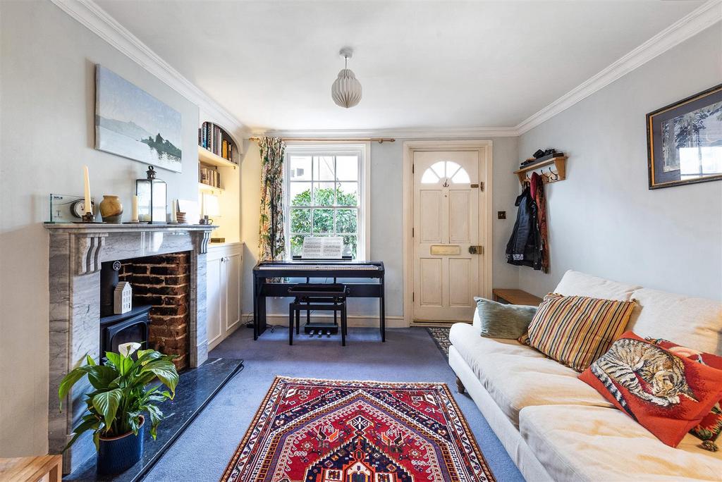 10 Rose St, TN9 2 BN 005.jpg