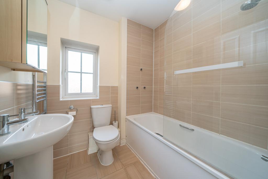 15-Cranley-Crescent-6587