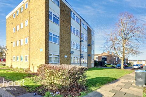 undefined, Longfield, Harlow