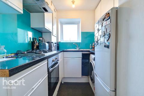undefined, Longfield, Harlow