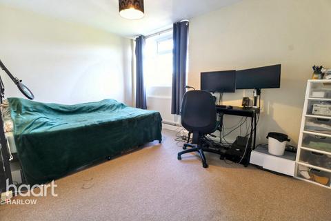 undefined, Longfield, Harlow