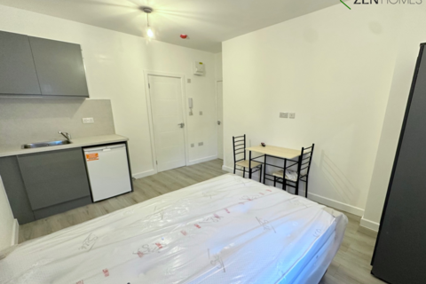 undefined, London E17