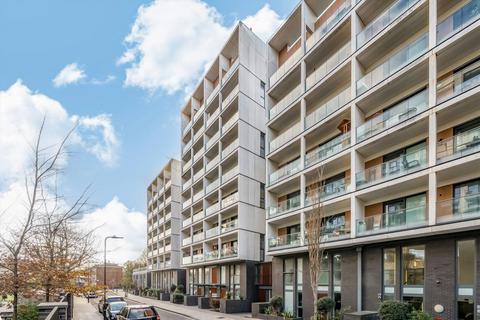 2 bedroom flat to rent, Roseberry Place, London E8