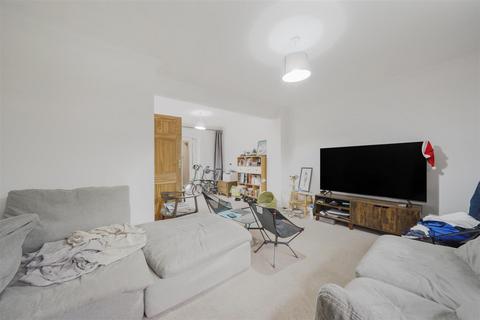 3 bedroom semi-detached house for sale, St. John's Avenue, London