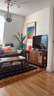 3 bedroom apartment to rent, Narford Road, London, E5