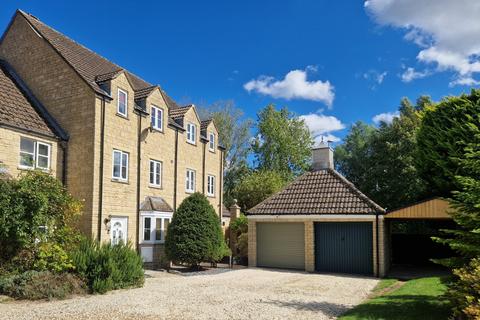 undefined, Perrinsfield, Lechlade, GL7 3SE