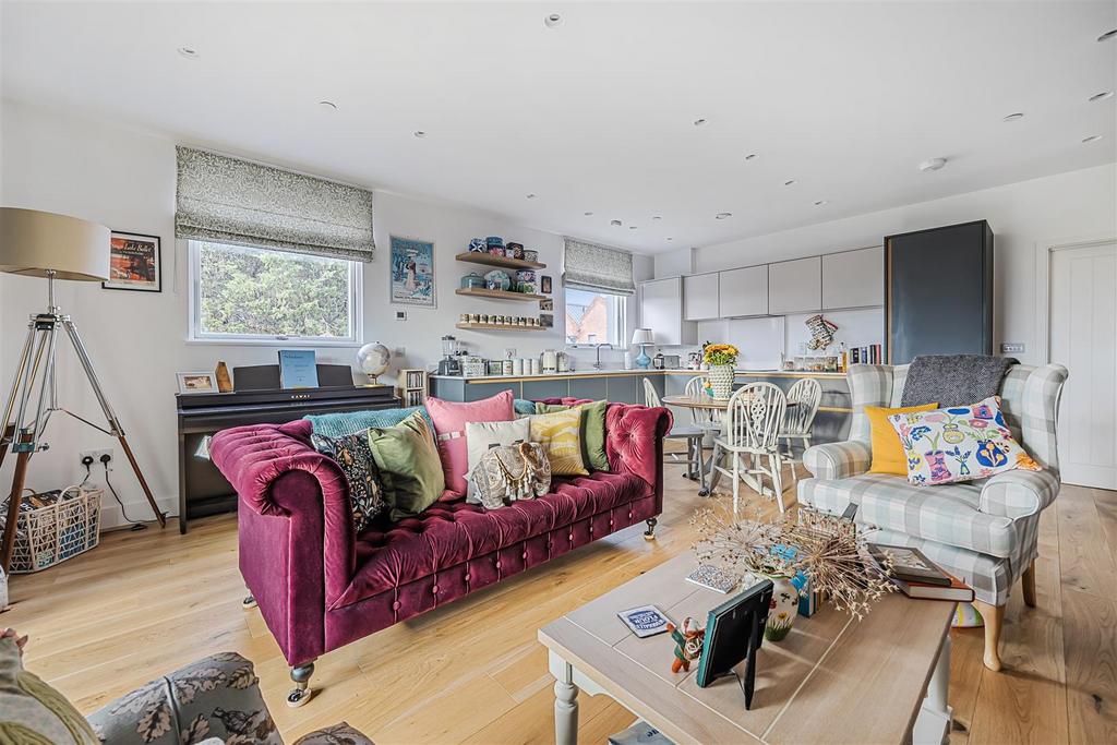 1372023-12-69247a3c40346.jpg