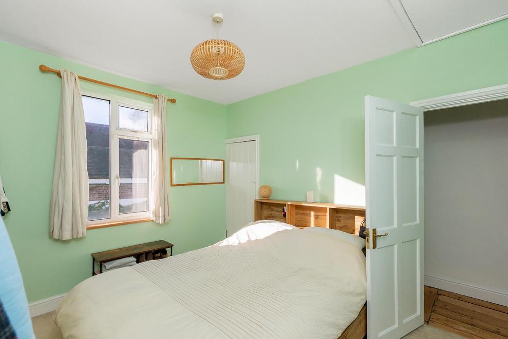 0 M2 SVP - Bedroom B.jpg