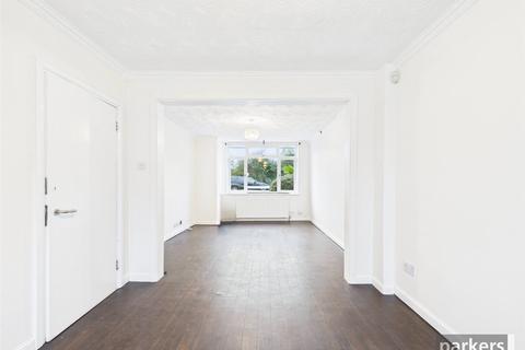 undefined, Shepherds House Lane, Reading RG6