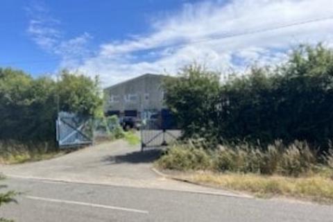 Warehouse to rent, East Dean Rd Lockerley SO51 0JQ