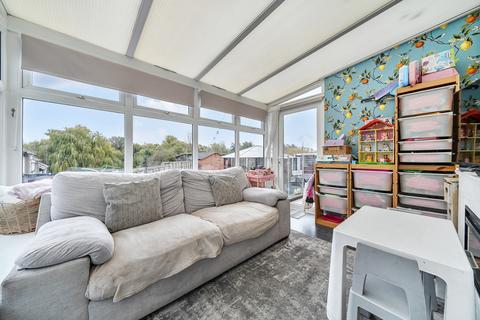 4 bedroom semi-detached house for sale, Chapman Road, Belvedere, DA17