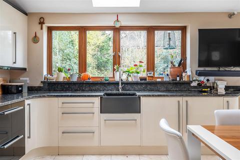 undefined, LINKS ROAD, ASHTEAD, KT21