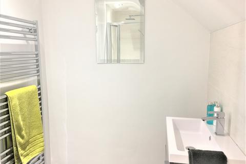 undefined, Room 7, 252 Short heath Road, Erdington, Birrmingham, West Midlands, B23 6JY, United Kingdom