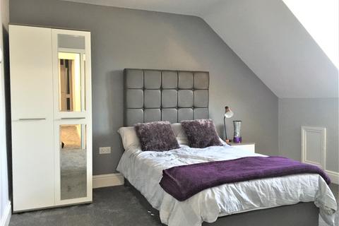 undefined, Room 7, 252 Short heath Road, Erdington, Birrmingham, West Midlands, B23 6JY, United Kingdom