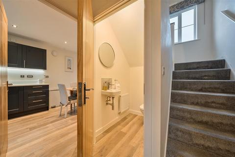 undefined, Maple Grove, Ivybridge PL21
