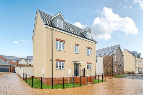 undefined, Maple Grove, Ivybridge PL21