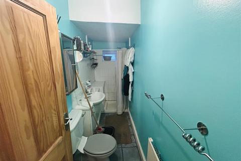 1 bedroom flat for sale, Albert Road, London