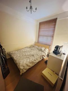 1 bedroom flat for sale, Albert Road, London