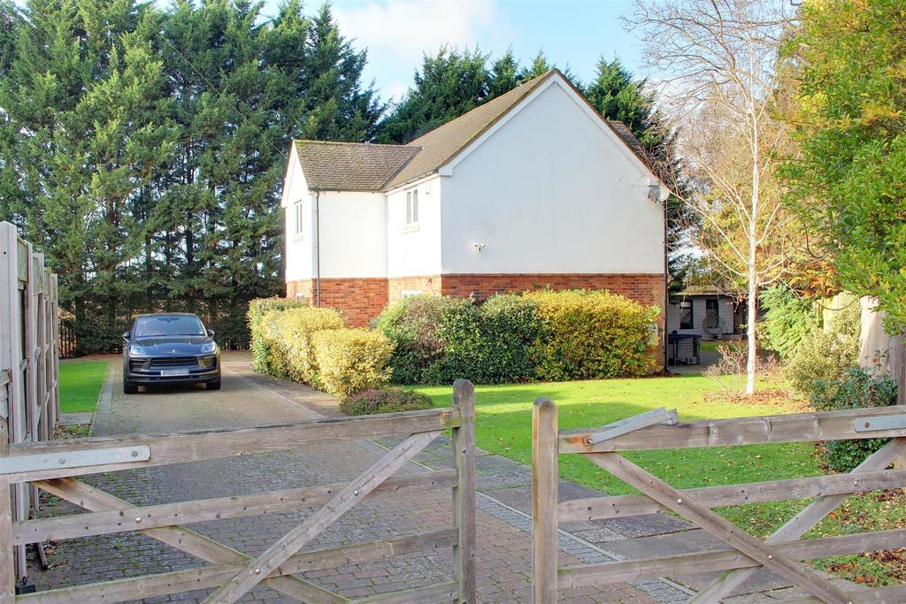 IMG 0988-IMG 0990.jpg