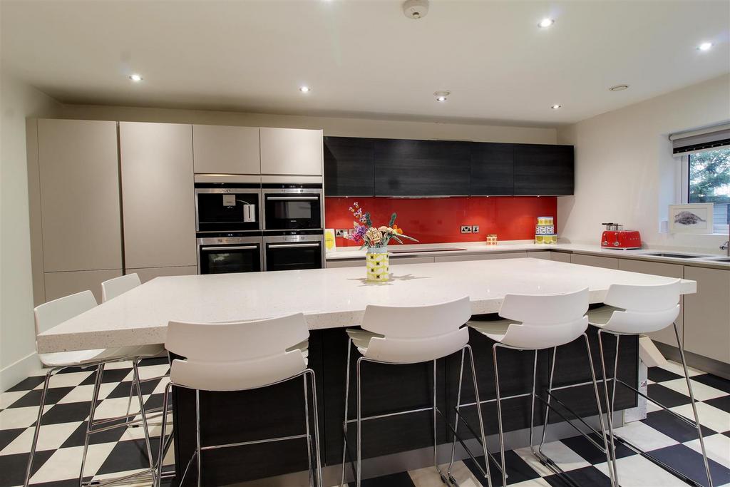 IMG 0883-IMG 0885.jpg