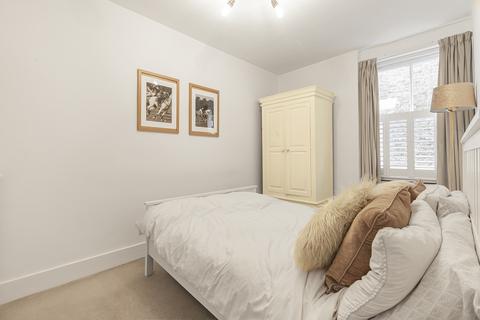 2 bedroom flat for sale, Fulham Road, London, SW6