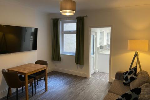 4 bedroom terraced house to rent, Thorpe Road, Melton Mowbray, LE13
