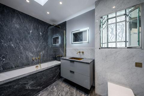 3 bedroom apartment for sale, Flat 3, 45 Wilton Crescent, London, SW1X 8RX