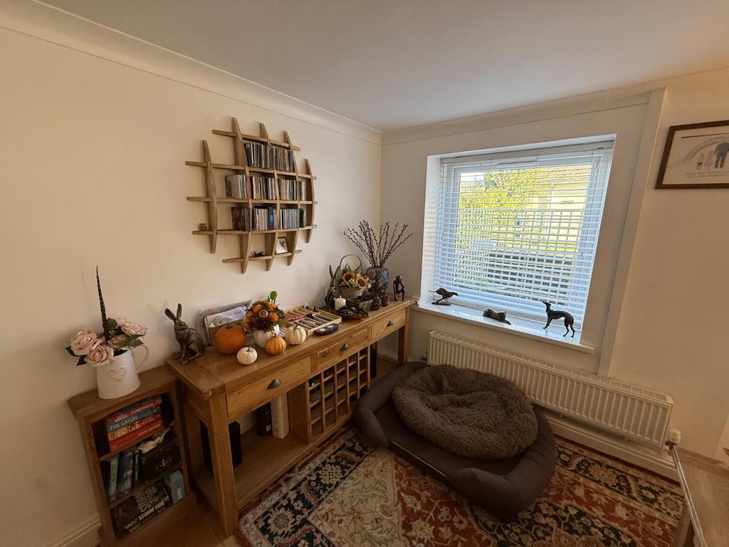 Spacious Family Lounge