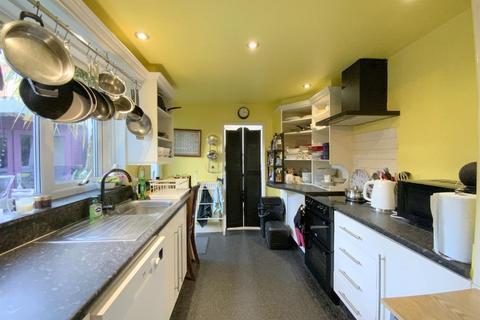 3 bedroom semi-detached house for sale, Humber Street, Cleethorpes