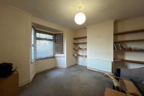 undefined, Flat 13 Cedar Court, Upper Park Road, New Southgate, London, N11 1RU