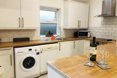 1 bedroom in a house share to rent, Pomona Street, Sheffield, South Yorkshire, S11