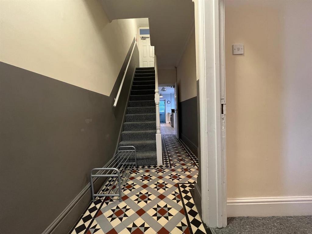 Hallway.jpg