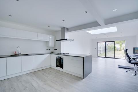 3 bedroom semi-detached house for sale, Stretton Avenue, Newmarket CB8