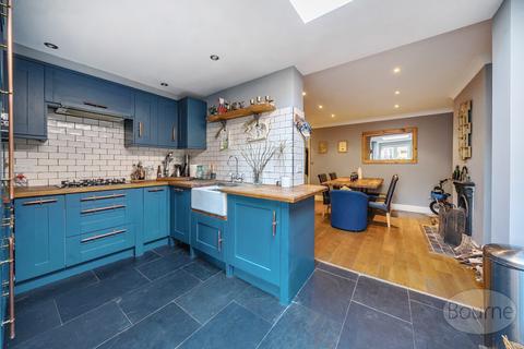 undefined, St. James Avenue, Farnham, Surrey, GU9