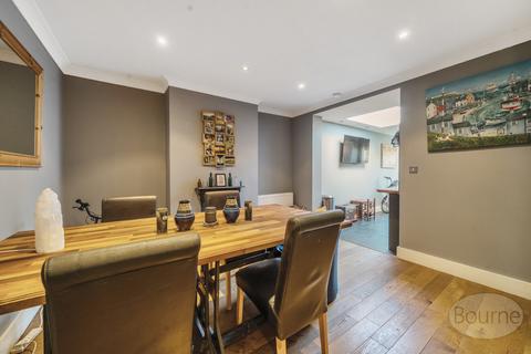 undefined, St. James Avenue, Farnham, Surrey, GU9