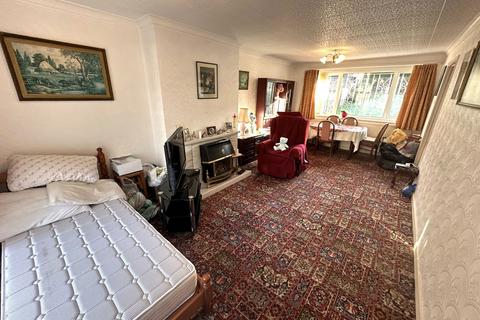 2 bedroom semi-detached house for sale, 39 Wetherby Drive, Royton, Oldham, OL2 5TA
