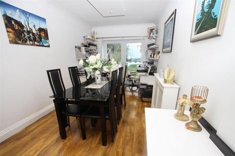 4 bedroom detached bungalow for sale, Minterne Road, Bournemouth