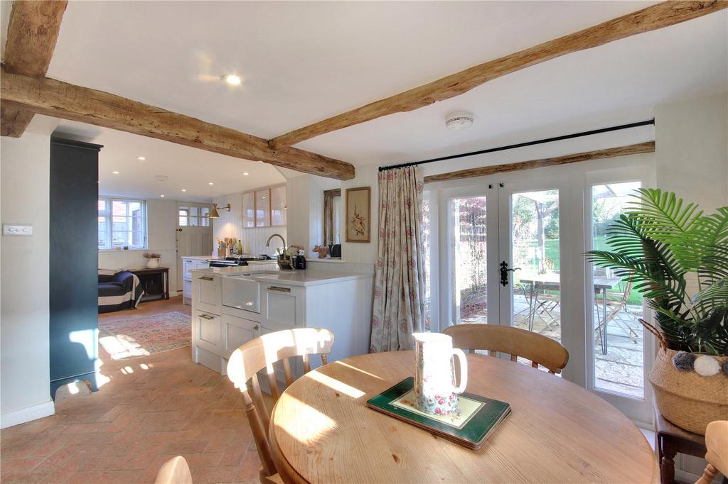 Kitchen/Breakfast