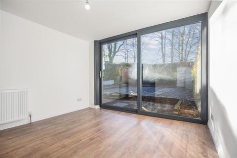 undefined, Mungo Park, East Kilbride, South Lanarkshire, G75