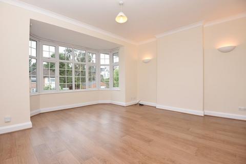 2 bedroom flat to rent, Etchingham Park Road, London, N3