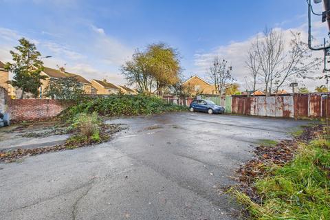 undefined, Ingelmire Lane Hull HU6 8JL