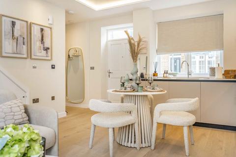 undefined, Warwick Road, London W5