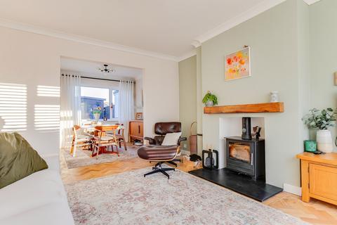 undefined, Harlech Close, Dinas Powys, Vale of Glamorgan. CF64 4NY