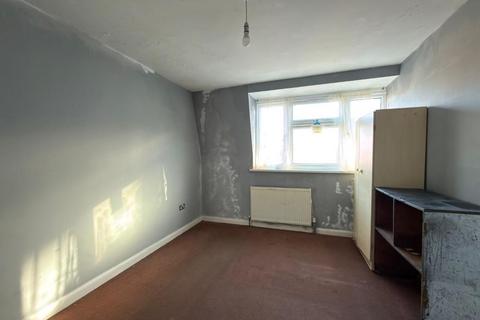 undefined, Flat 18 Western Court, Chandlers Way, Romford, Essex, RM1 3JR
