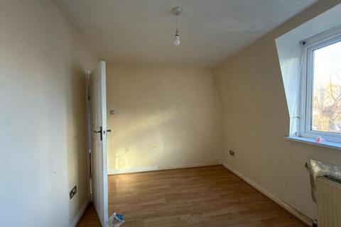 undefined, Flat 18 Western Court, Chandlers Way, Romford, Essex, RM1 3JR